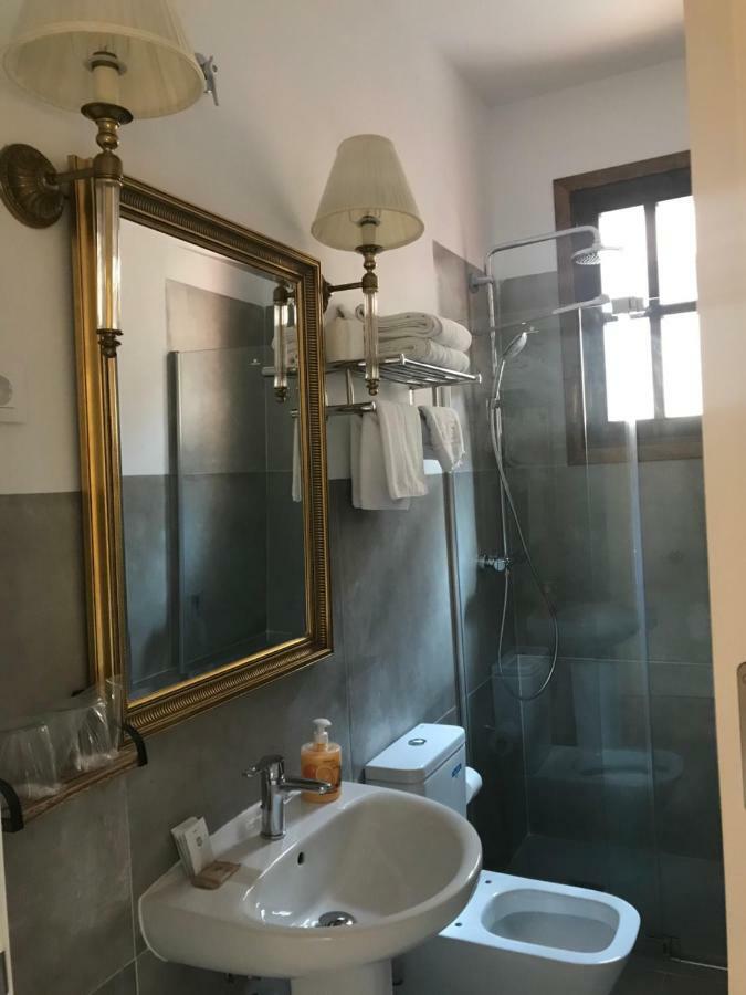 Hotel Spa Salinas De Imon Bagian luar foto